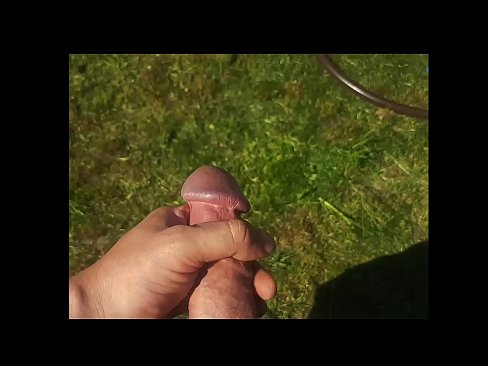 ❤️ ګرم hottie خپل ګلابي بلی fucked او د اوړي په باغ کې د squirt سره cums ترلاسه کوي ️❌ جنس